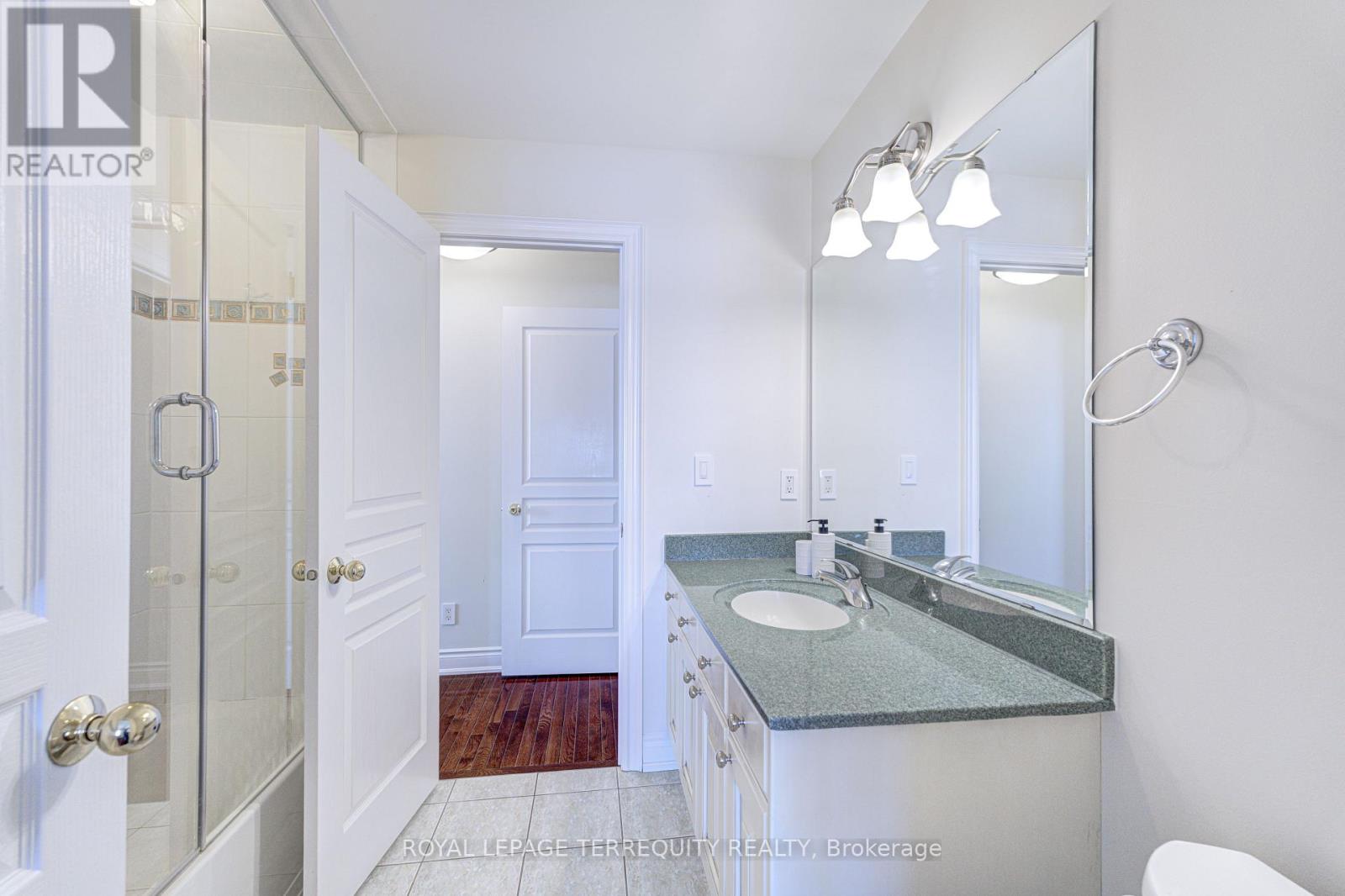 819 Canyon Street, Mississauga (Lorne Park), Ontario  L5H 4M3 - Photo 33 - W12755994