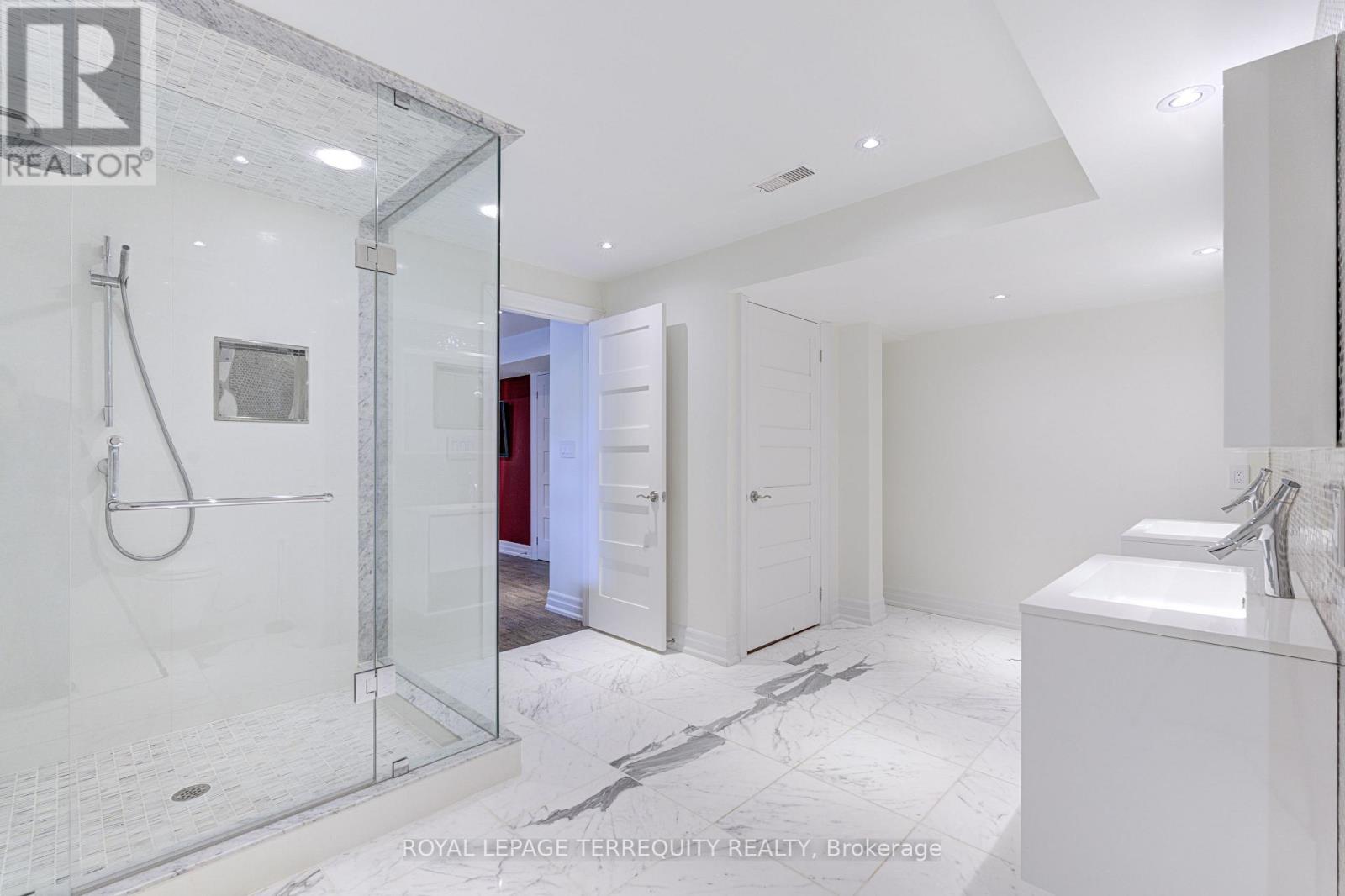 819 Canyon Street, Mississauga (Lorne Park), Ontario  L5H 4M3 - Photo 46 - W12755994