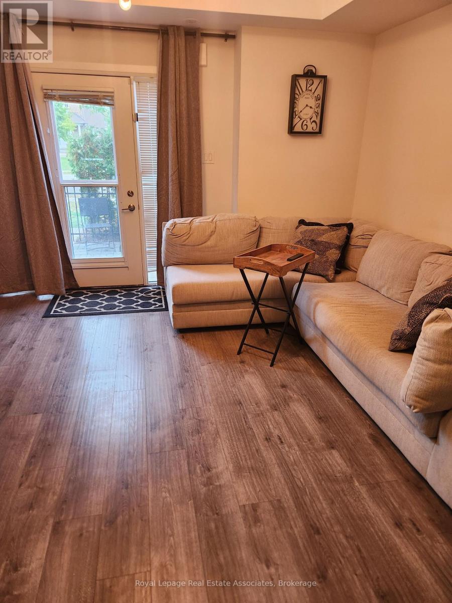 19 - 250 Sunny Meadow Boulevard, Brampton (Sandringham-Wellington), Ontario  L6R 3Y6 - Photo 11 - W12755998