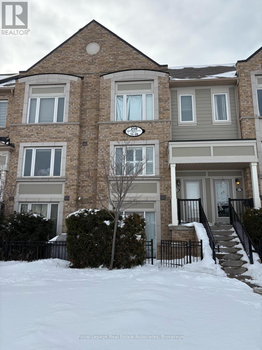 19 - 250 Sunny Meadow Boulevard, Brampton (Sandringham-Wellington), Ontario  L6R 3Y6 - Photo 2 - W12755998
