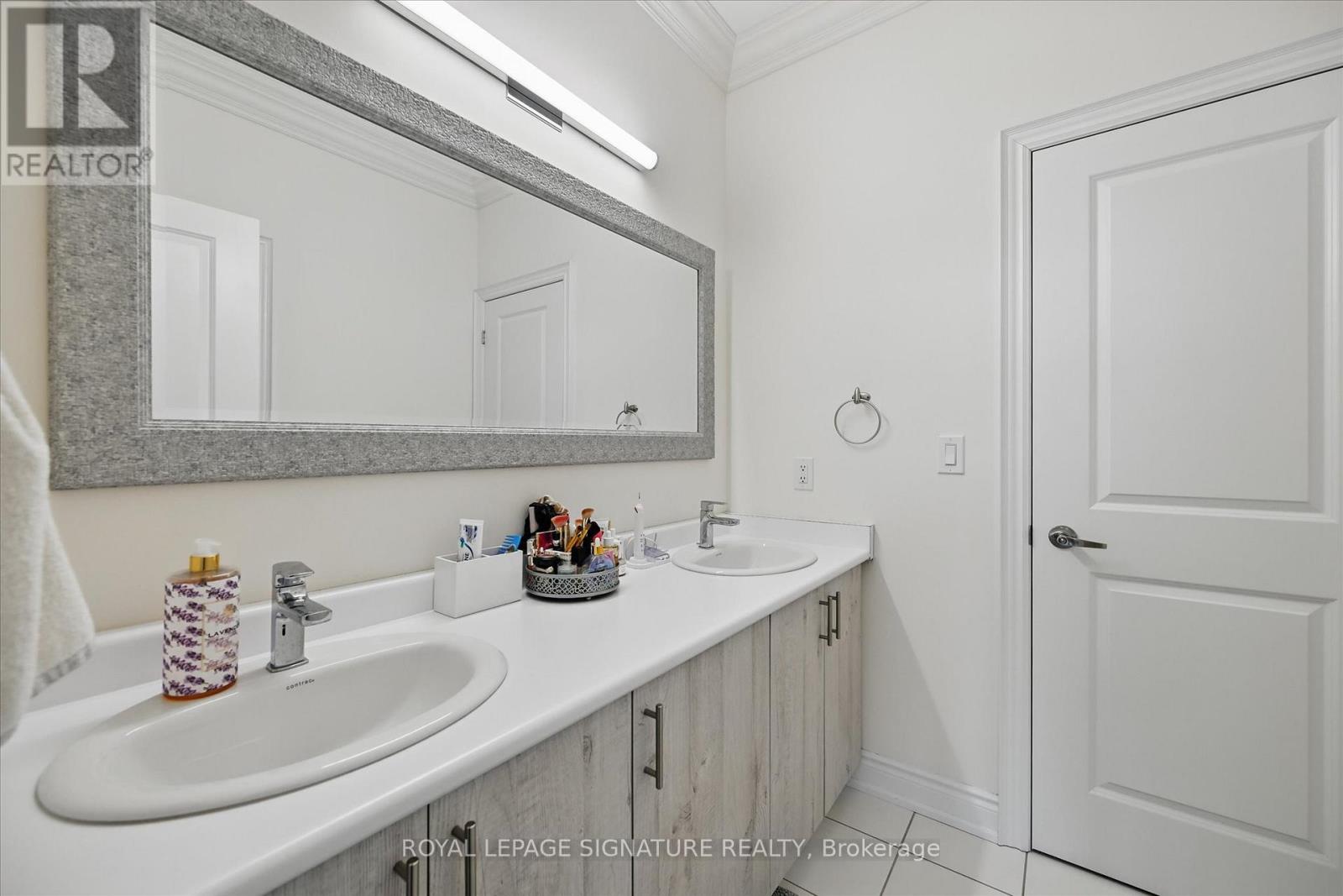 3180 Post Road, Oakville (Go Glenorchy), Ontario  L6H 0V4 - Photo 21 - W12756006