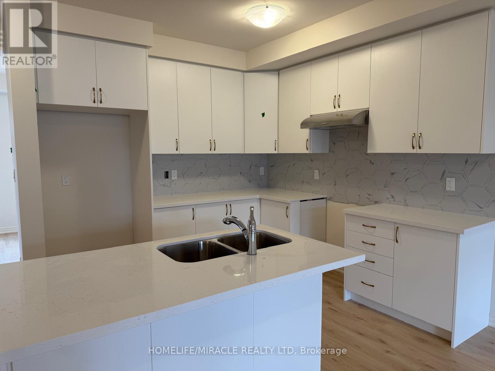 3208 Sixth Line, Oakville (Go Glenorchy), Ontario  L6M 0W8 - Photo 6 - W12756016