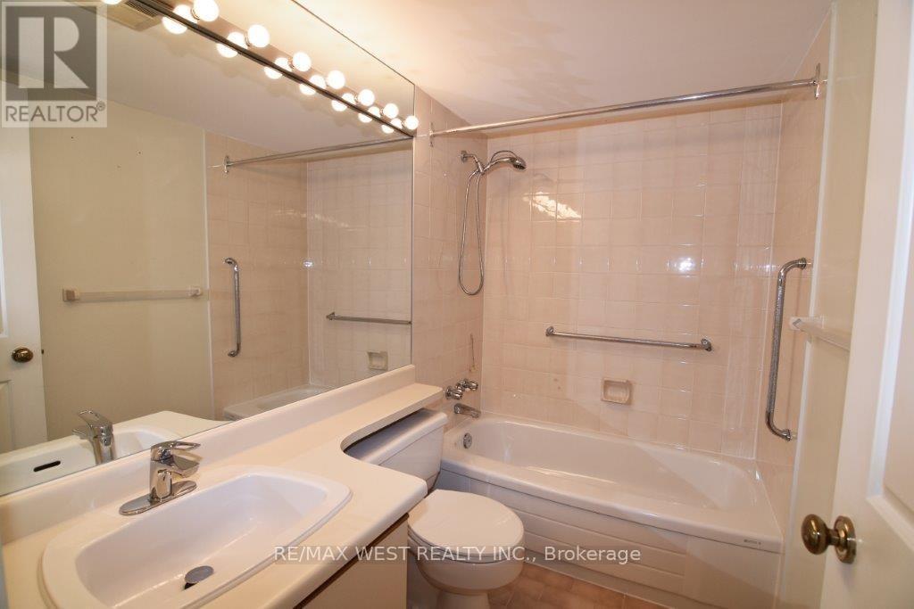 1508 - 1300 Islington Avenue, Toronto (Islington-City Centre West), Ontario  M9A 5C4 - Photo 16 - W12756024
