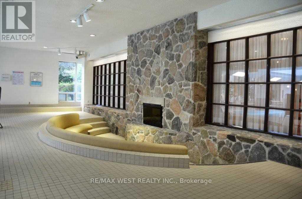 1508 - 1300 Islington Avenue, Toronto (Islington-City Centre West), Ontario  M9A 5C4 - Photo 6 - W12756024