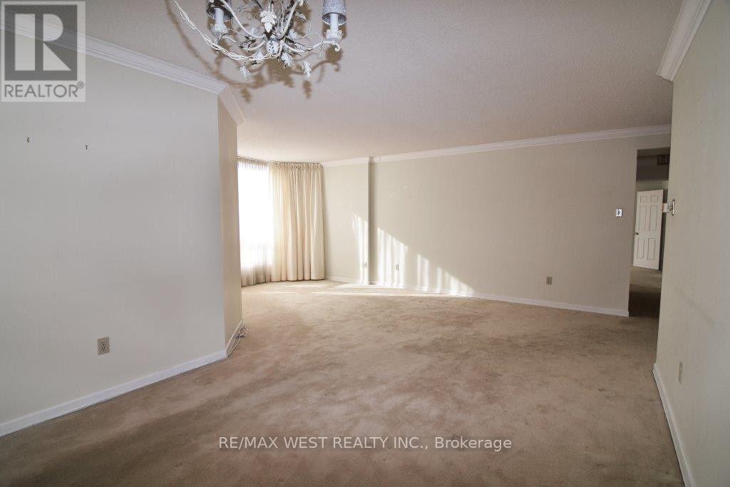 1508 - 1300 Islington Avenue, Toronto (Islington-City Centre West), Ontario  M9A 5C4 - Photo 8 - W12756024