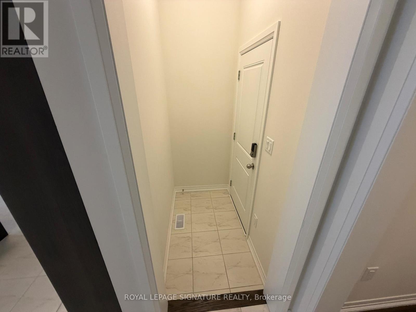 53 Boswell Drive, Brampton (Bram East), Ontario  L6P 4R7 - Photo 12 - W12756032