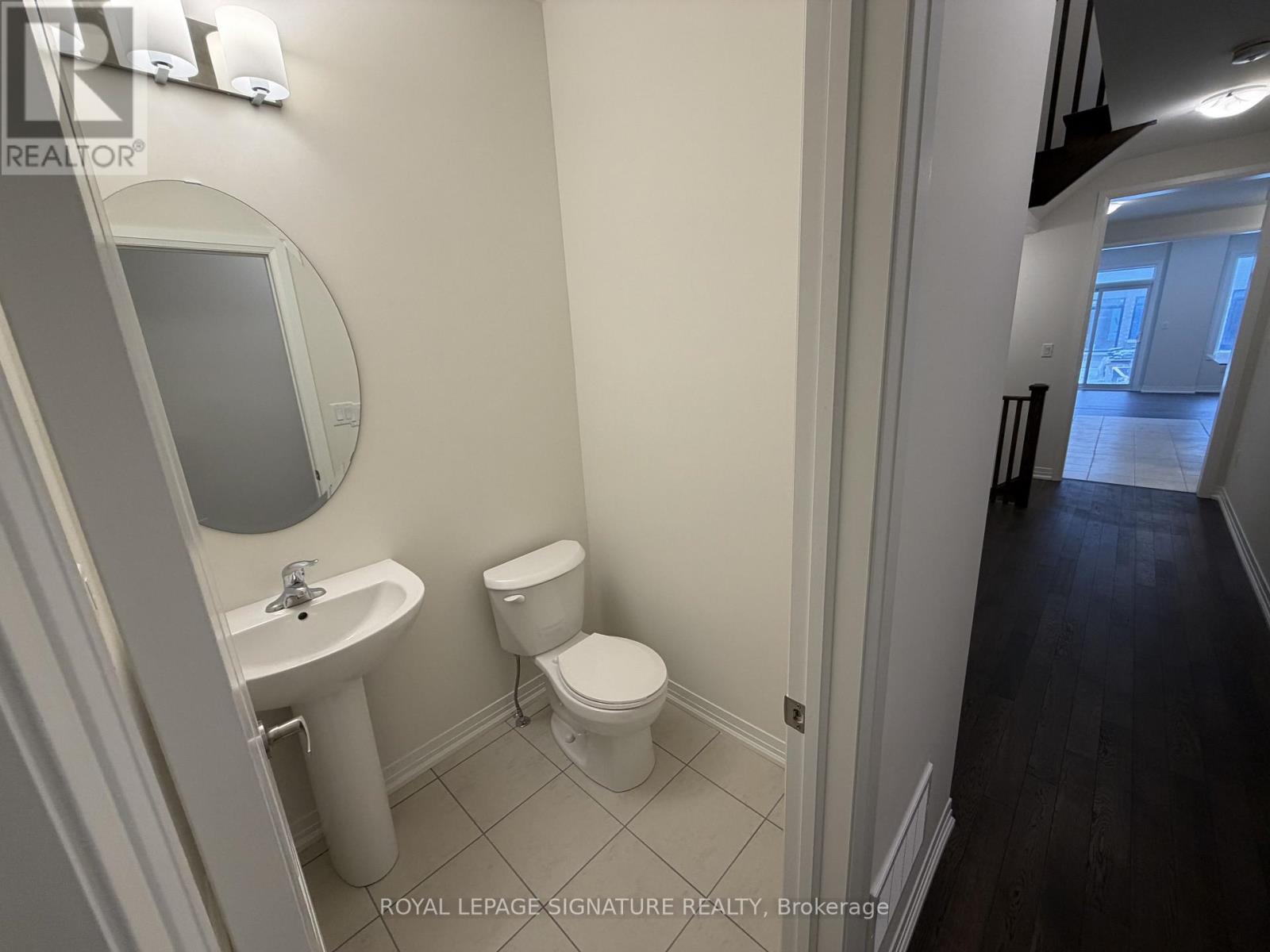 53 Boswell Drive, Brampton (Bram East), Ontario  L6P 4R7 - Photo 6 - W12756032