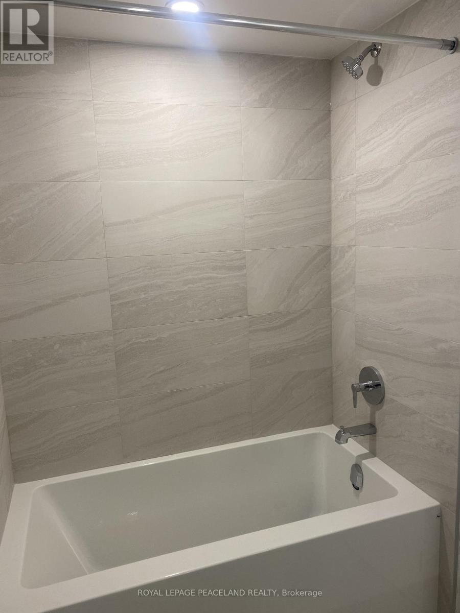 3303 - 4015 The Exchange, Mississauga, Ontario  L5B 0N9 - Photo 2 - W12756036