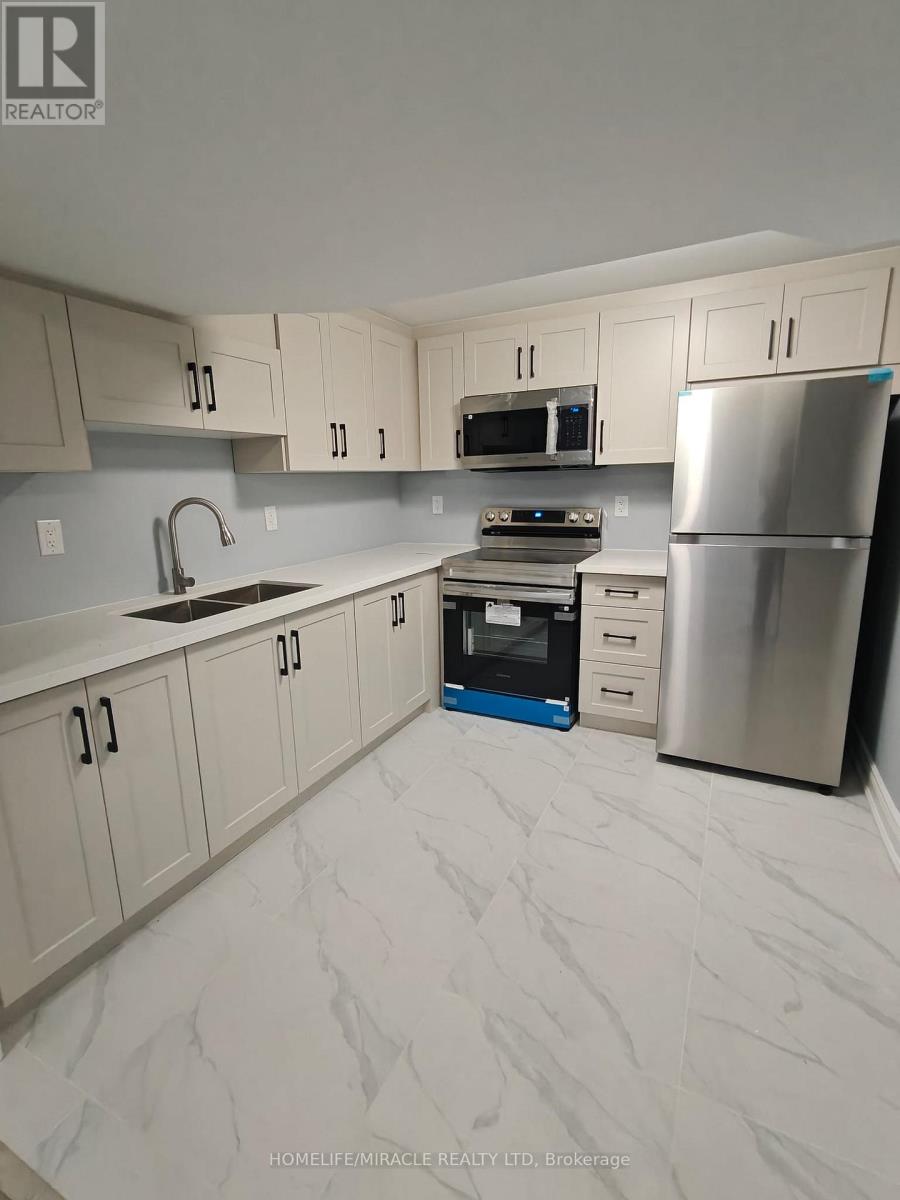 28 Crossmore Crescent, Cambridge, Ontario  M1S 0C7 - Photo 12 - X12755982