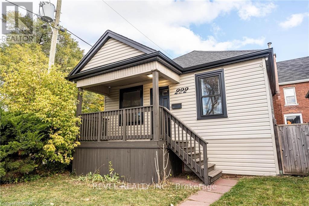 222 KENSINGTON AVENUE N, hamilton (crown point), Ontario