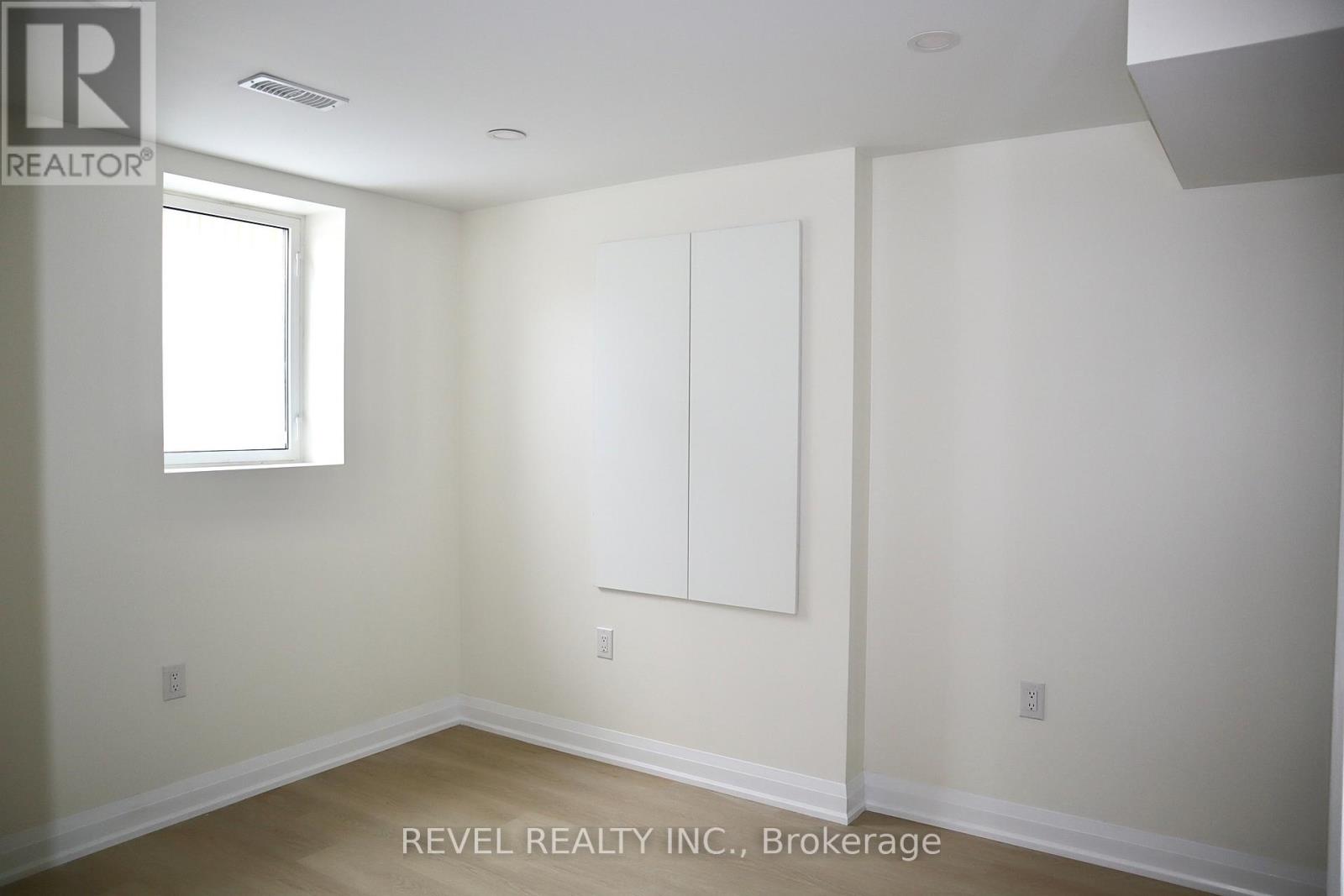 1274 Sweetfern Crescent, Milton, Ontario  L9E 1M1 - Photo 8 - W12730954