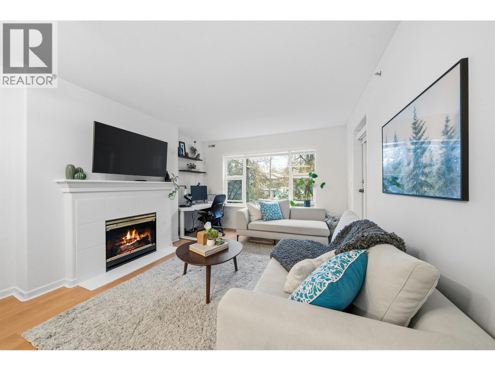 210 5281 Oakmount Crescent, Burnaby, British Columbia  V5H 4S7 - Photo 4 - R3086461