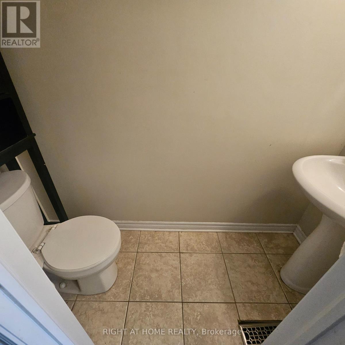 2543 Waterlilly Way, Ottawa, Ontario  K2J 0K6 - Photo 3 - X12717384