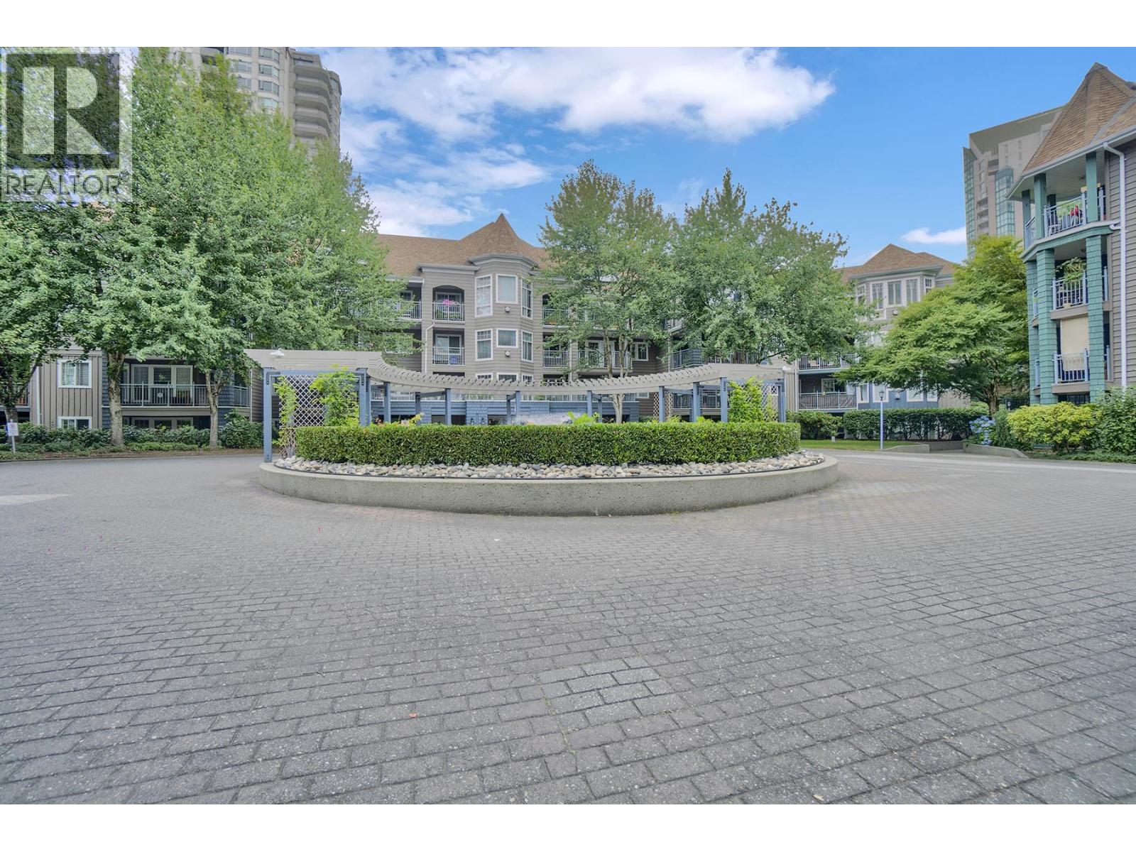 313 3085 Primrose Lane, Coquitlam, British Columbia  V3B 7S3 - Photo 5 - R3072606