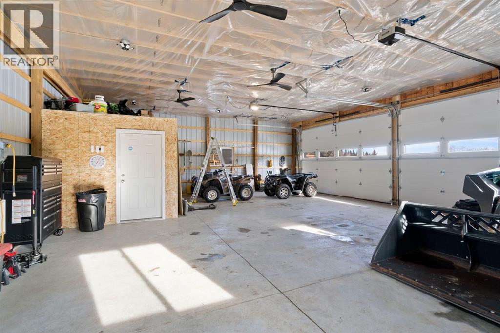 44226 Township Road 242, Rural Rocky View County, Alberta  T3Z 0B8 - Photo 37 - A2282717