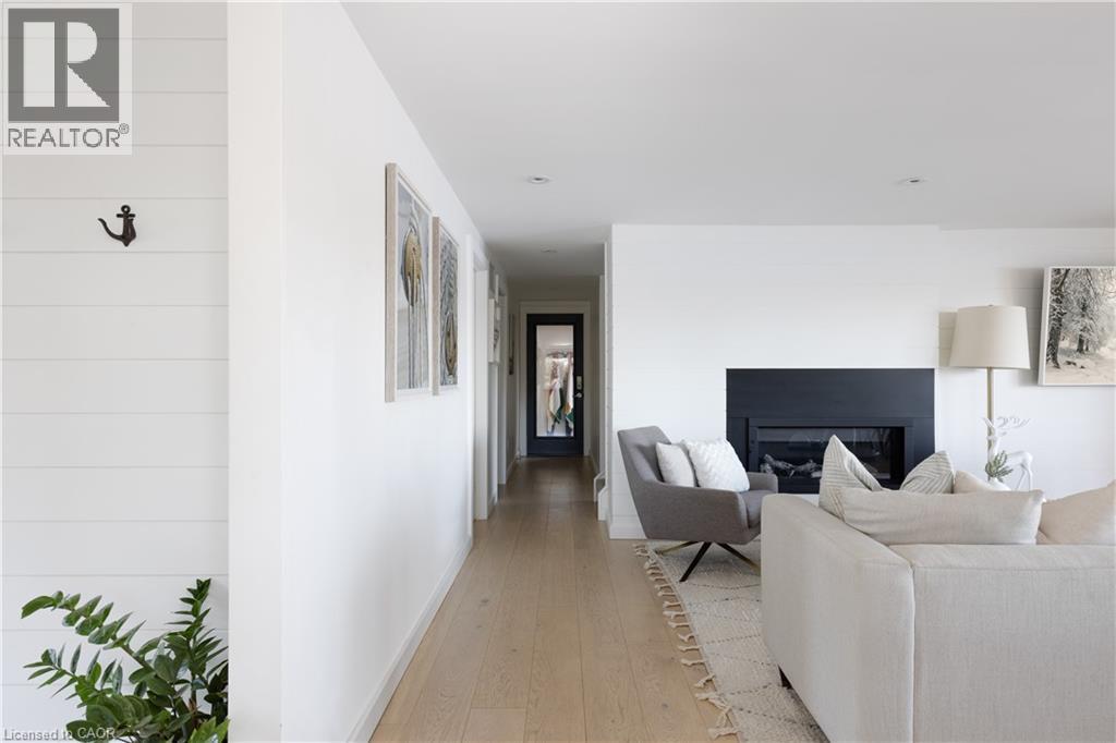 2872 Muskoka Road 118 W, Muskoka Lakes, Ontario  P0B 1J0 - Photo 22 - 40791477