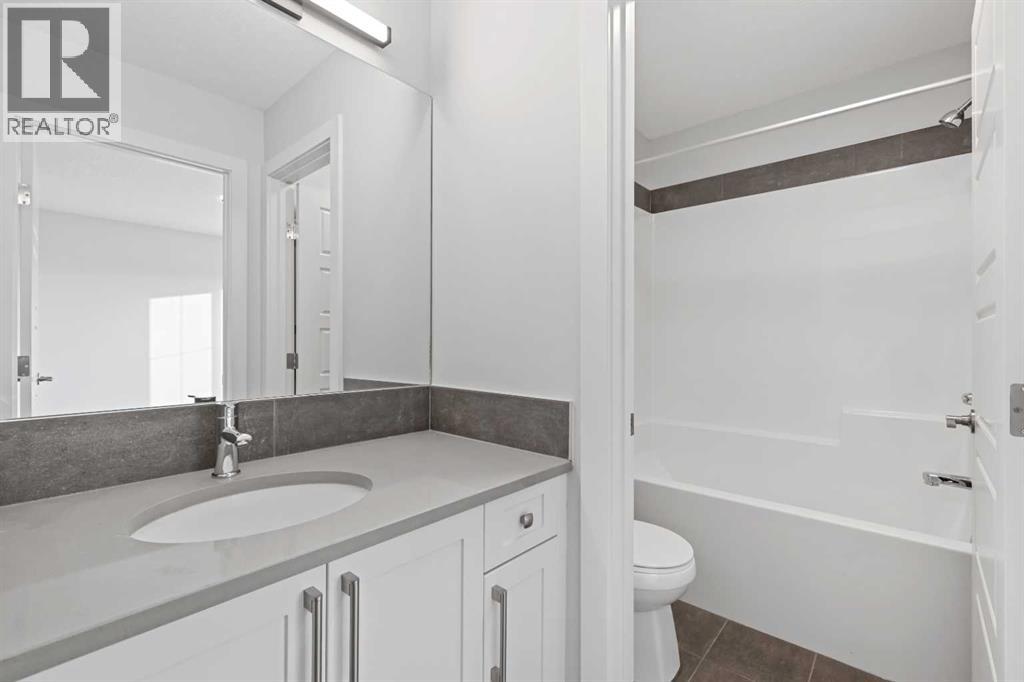 8 Topaz Place, Cochrane, Alberta  T4C 3K2 - Photo 20 - A2283082