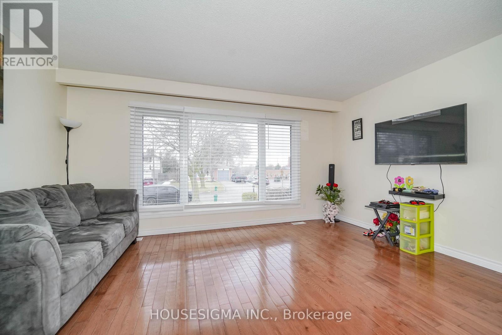 362 Newgate Avenue, Oshawa, Ontario  L1G 2X7 - Photo 12 - E12756046