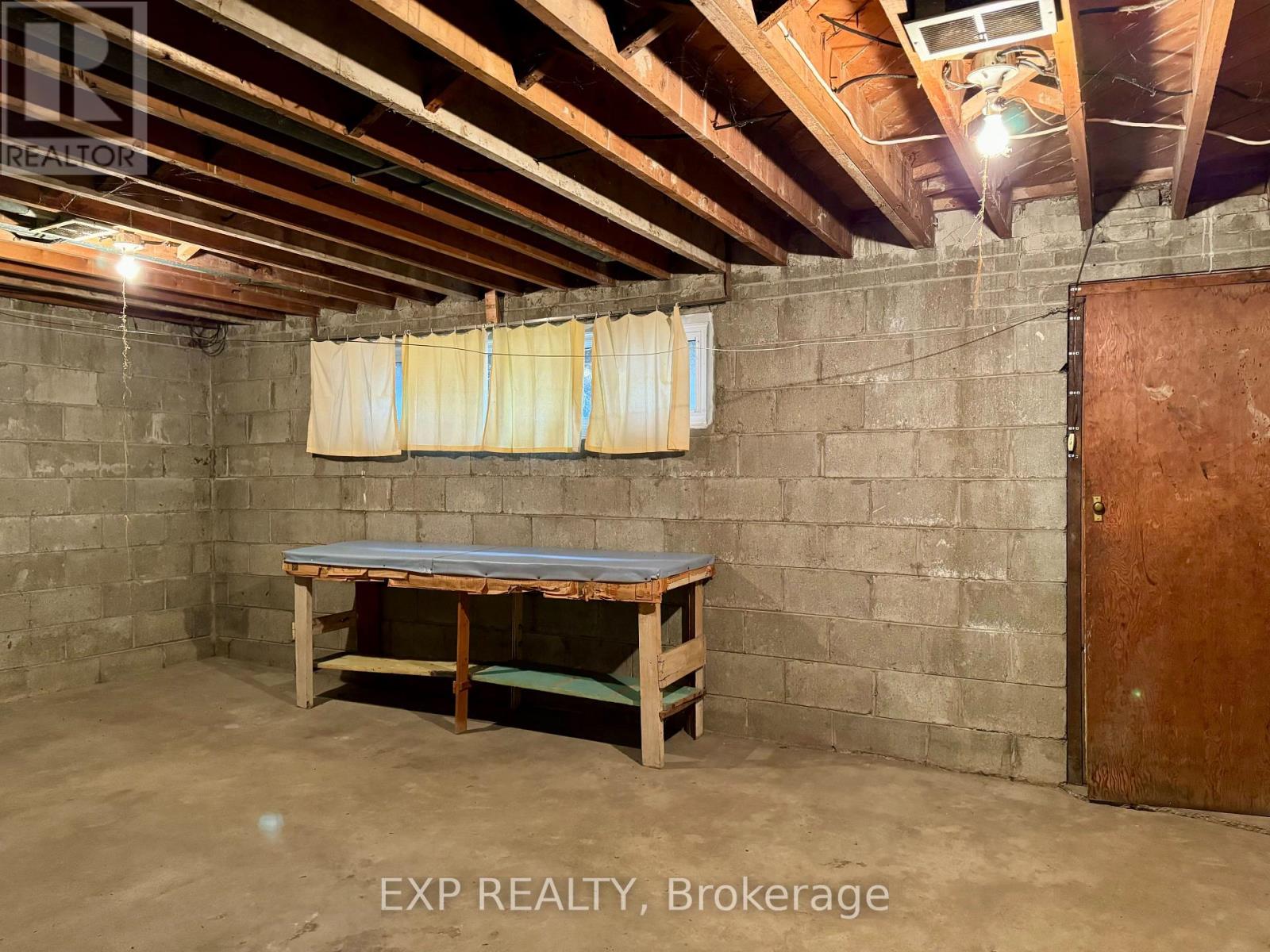 29 Bayview Parkway, Newmarket, Ontario  L3Y 3W2 - Photo 12 - N12756064