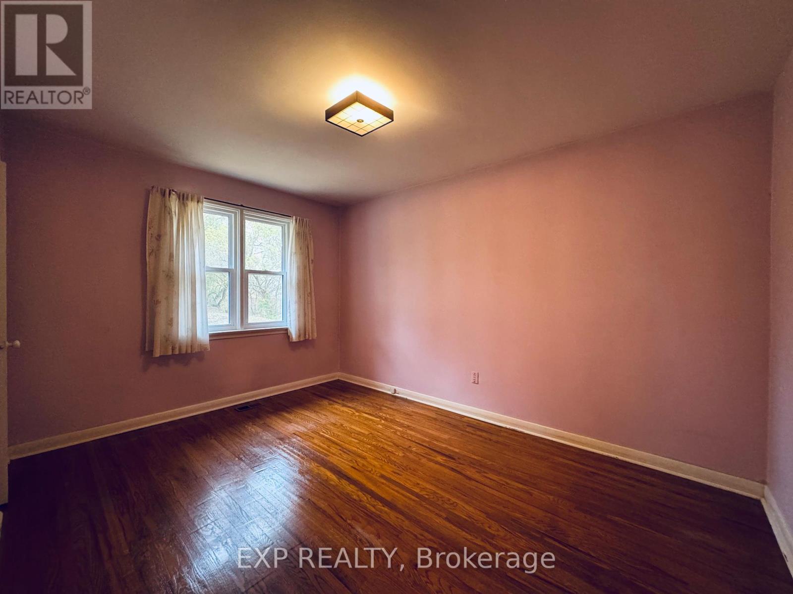 29 Bayview Parkway, Newmarket, Ontario  L3Y 3W2 - Photo 9 - N12756064