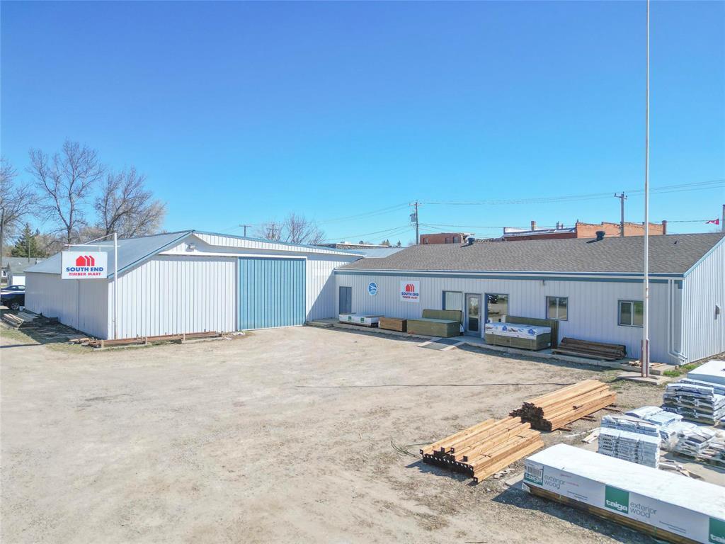 18 Simcoe Avenue, Carberry, Manitoba