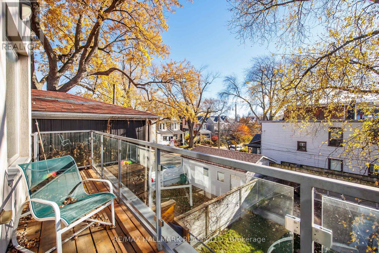 1549 Dundas Street E, Toronto, Ontario  M4L 1K6 - Photo 34 - E12755822