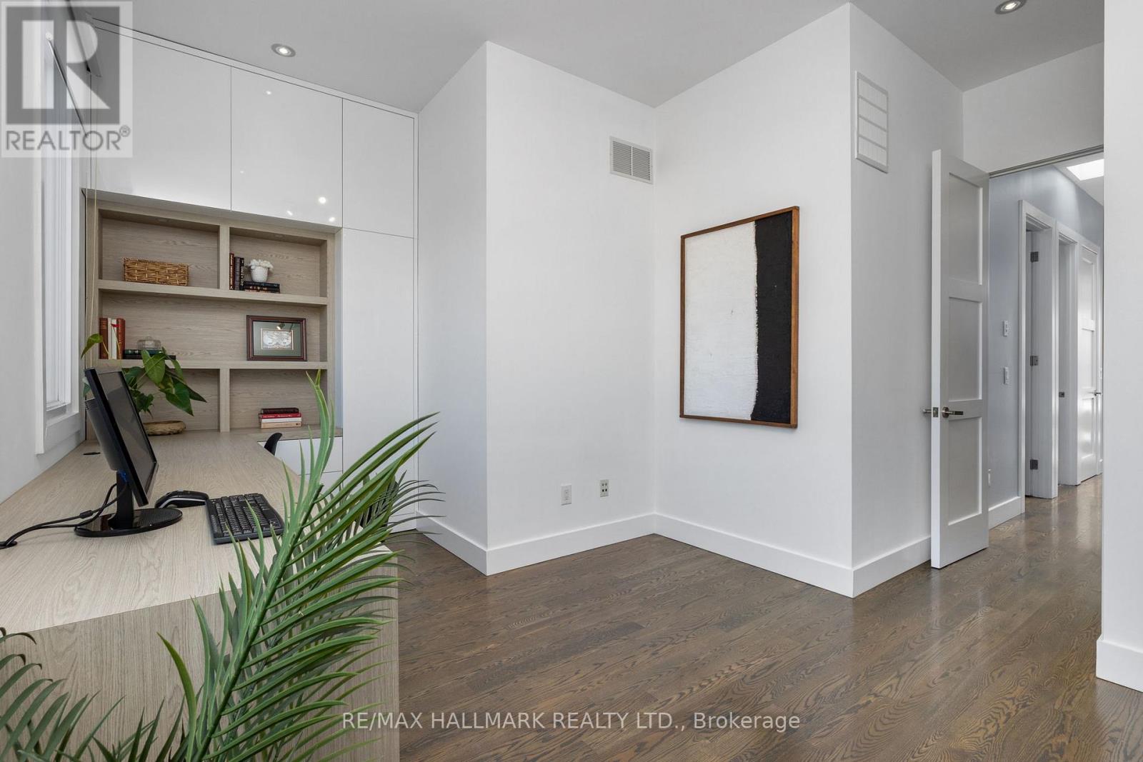 1549 Dundas Street E, Toronto, Ontario  M4L 1K6 - Photo 26 - E12755822