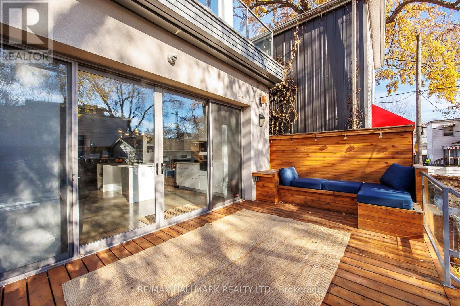 1549 Dundas Street E, Toronto, Ontario  M4L 1K6 - Photo 36 - E12755822