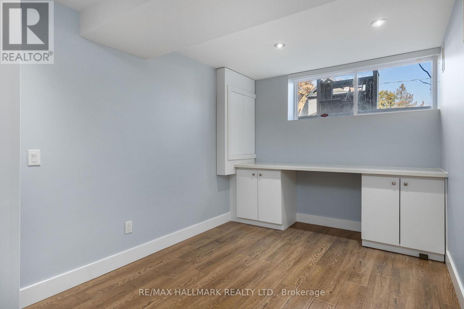 1549 Dundas Street E, Toronto, Ontario  M4L 1K6 - Photo 27 - E12755822