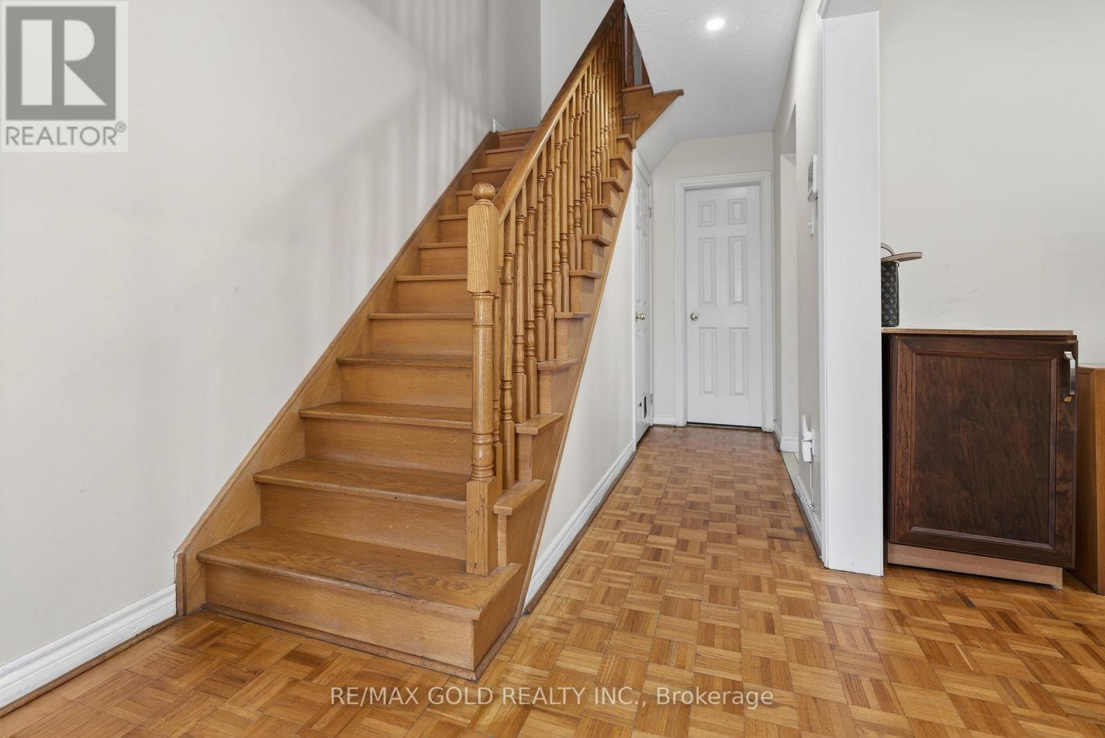 97 Quail Feather Crescent, Brampton, Ontario  L6R 1S1 - Photo 11 - W12751470