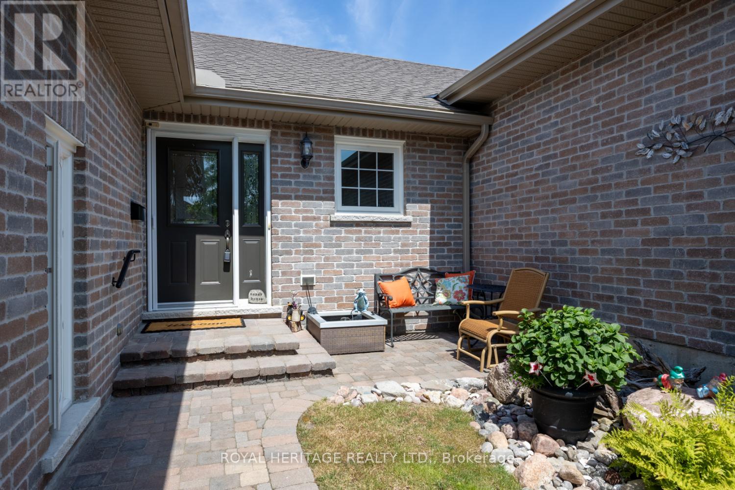 162 - 301 Carnegie Avenue, Peterborough, Ontario  K9L 1G9 - Photo 3 - X12754588