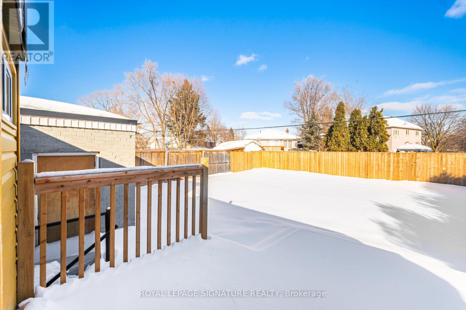 19 Rangoon Road, Toronto (Eringate-Centennial-West Deane), Ontario  M9C 4N5 - Photo 20 - W12756038