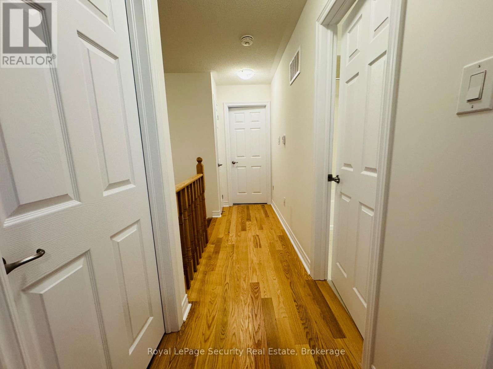 94 Grassbank Road, Brampton, Ontario  L6R 4E6 - Photo 18 - W12756044