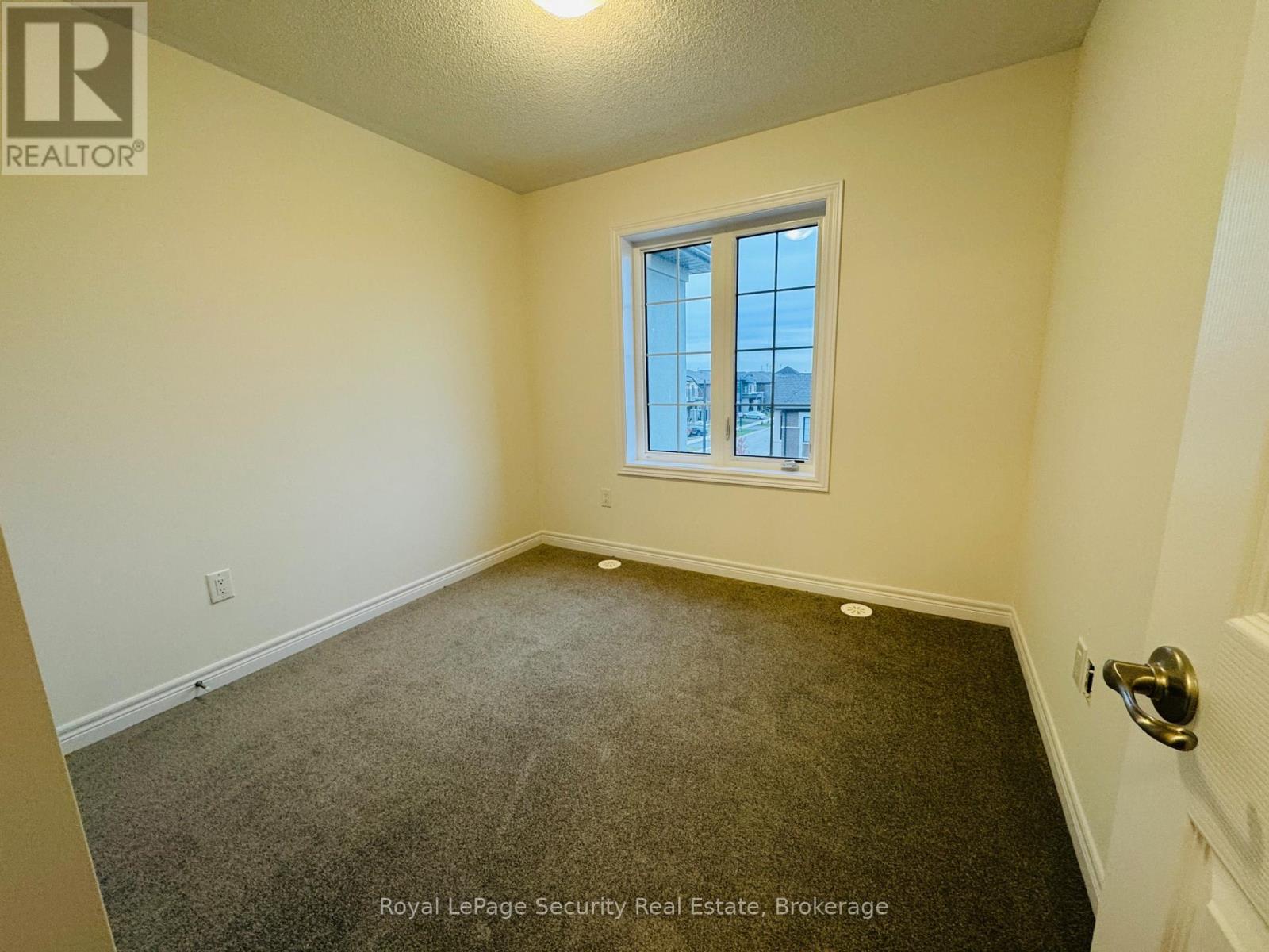 94 Grassbank Road, Brampton, Ontario  L6R 4E6 - Photo 25 - W12756044