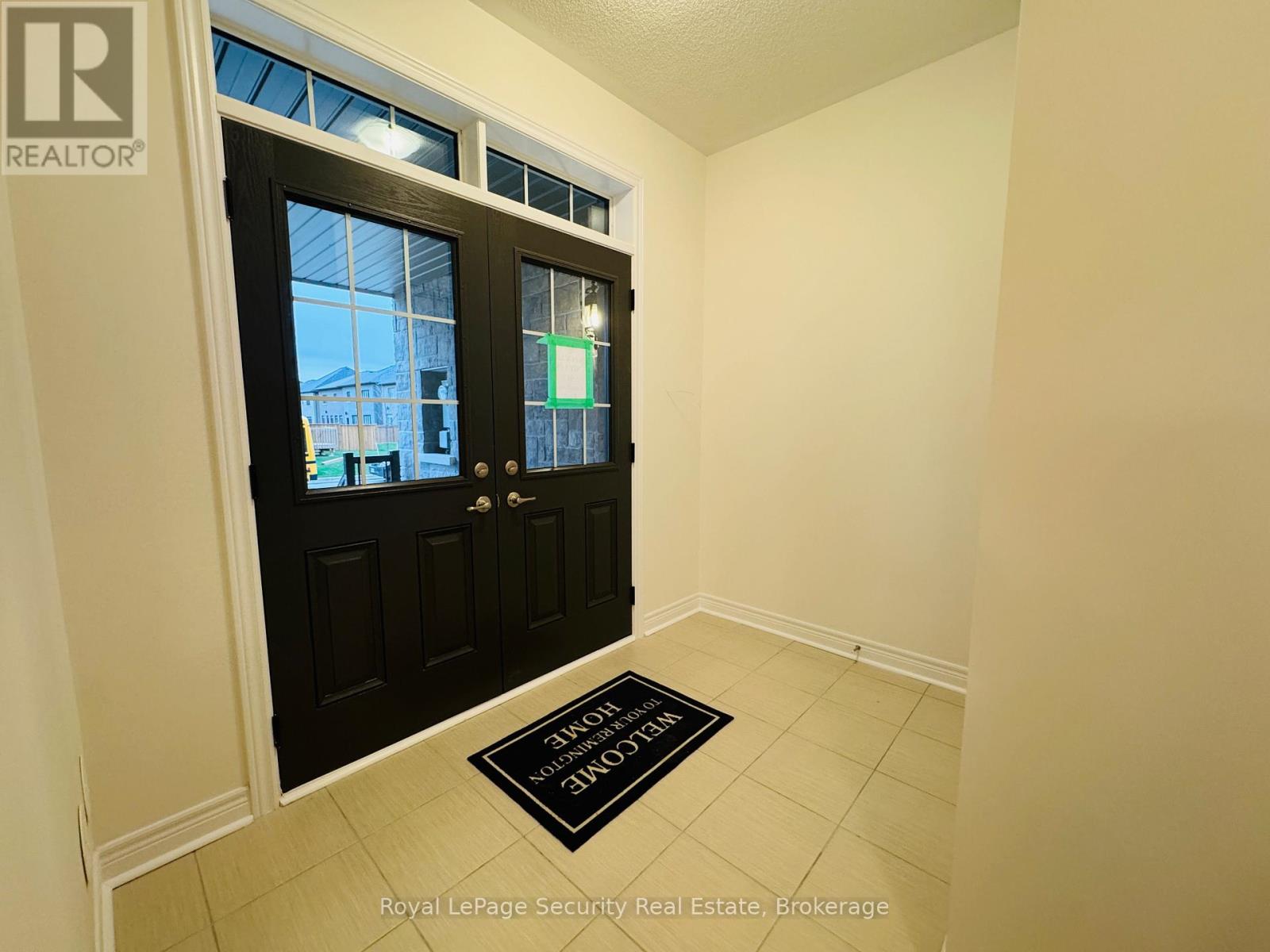 94 Grassbank Road, Brampton, Ontario  L6R 4E6 - Photo 4 - W12756044