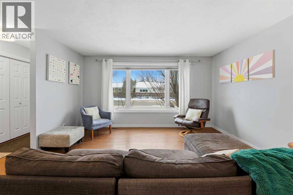 3325 43 Avenue, Red Deer, Alberta  T4N 3B2 - Photo 7 - A2283515