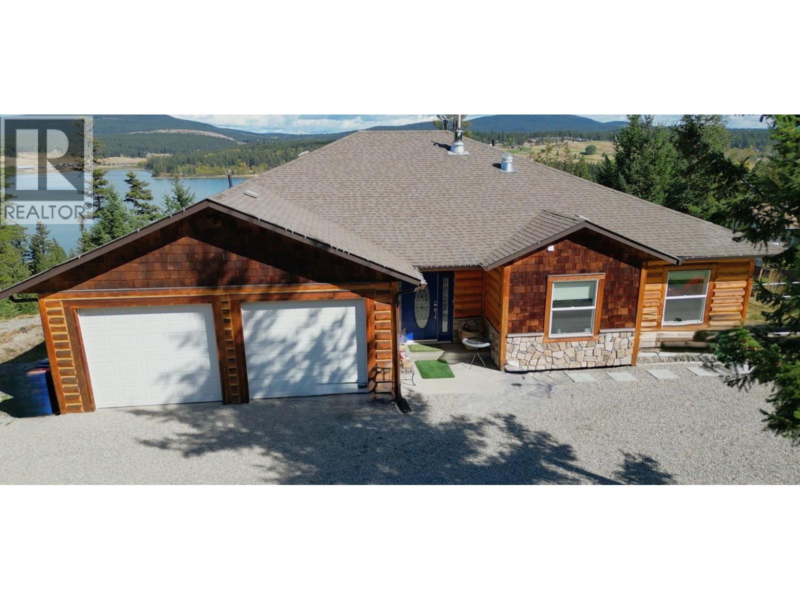 4849 Bryan Crescent, 108 Mile Ranch, British Columbia  V0K 2Z0 - Photo 2 - R3085128