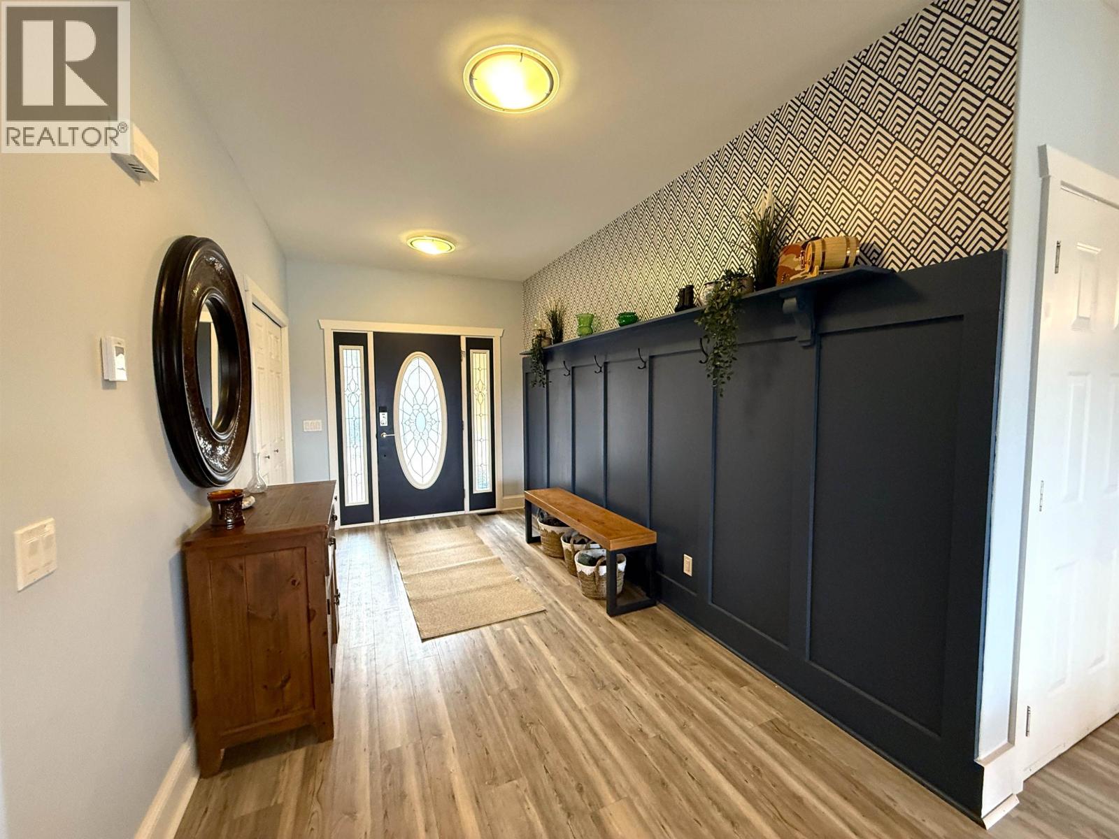 4849 Bryan Crescent, 108 Mile Ranch, British Columbia  V0K 2Z0 - Photo 6 - R3085128