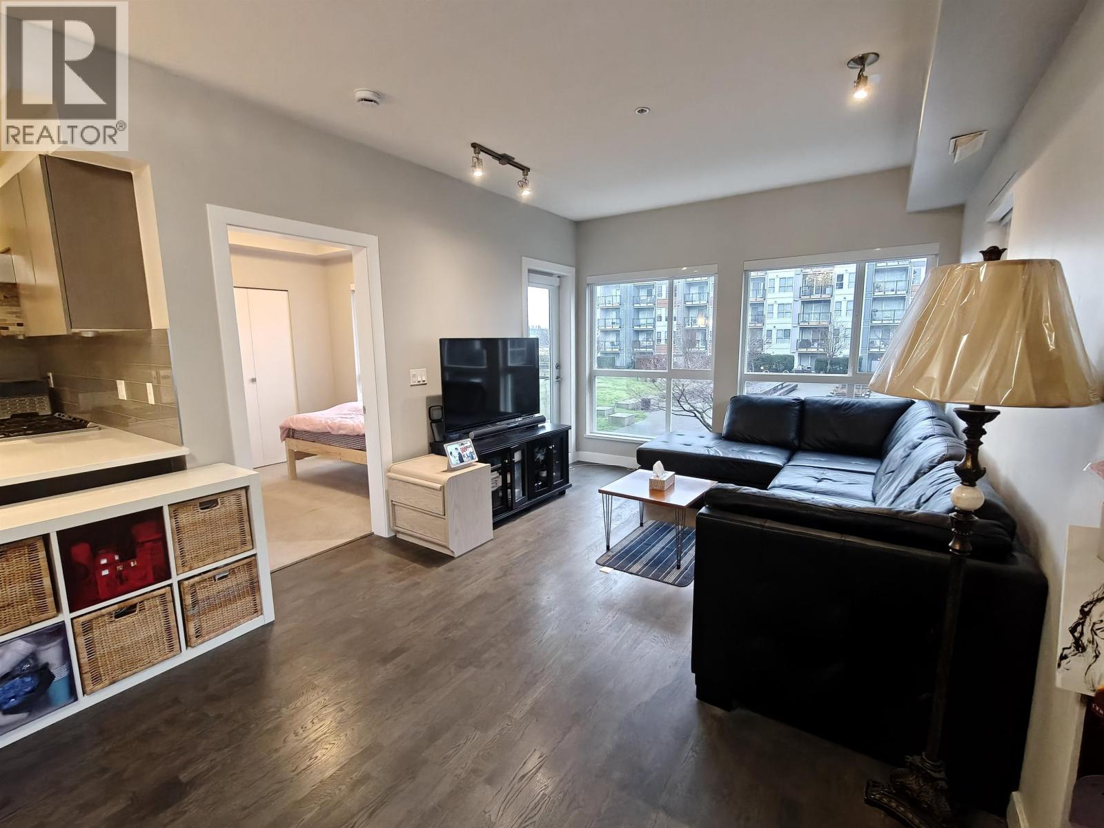 212 10155 River Drive, Richmond, British Columbia  V6X 0L3 - Photo 2 - R3085392