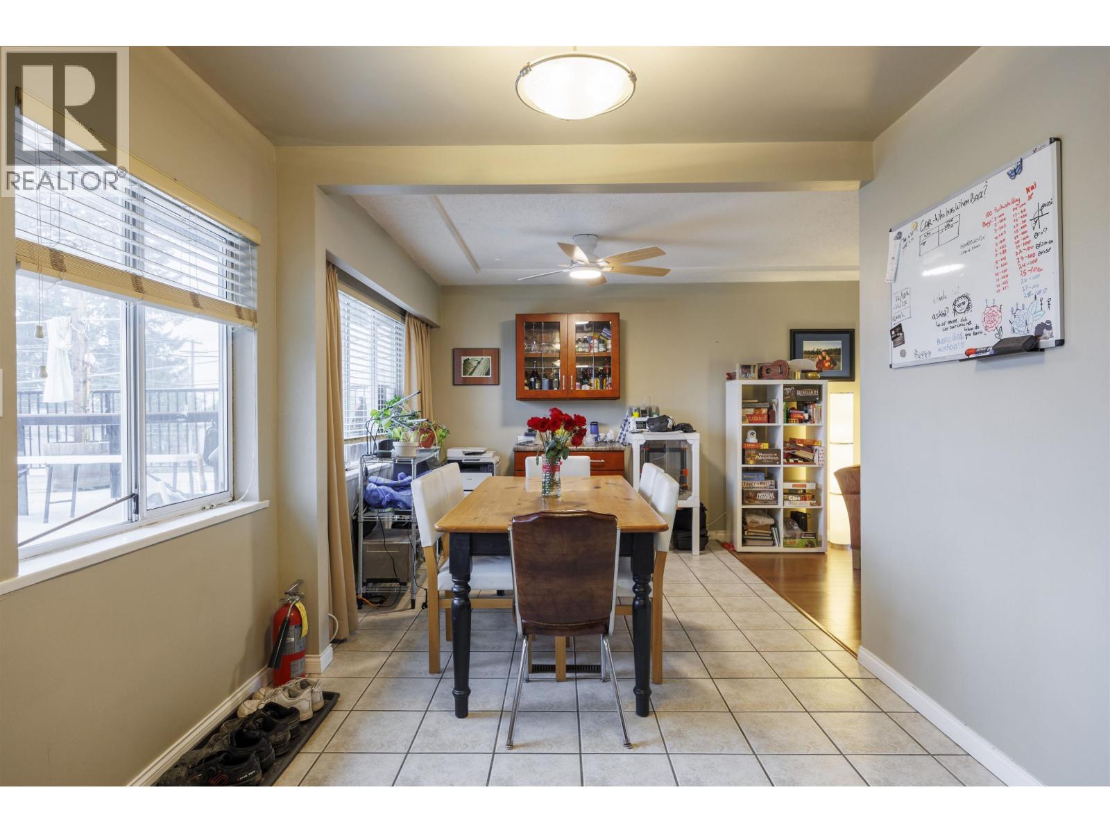 6524 Charles Street, Burnaby, British Columbia  V5B 2H1 - Photo 8 - R3086447