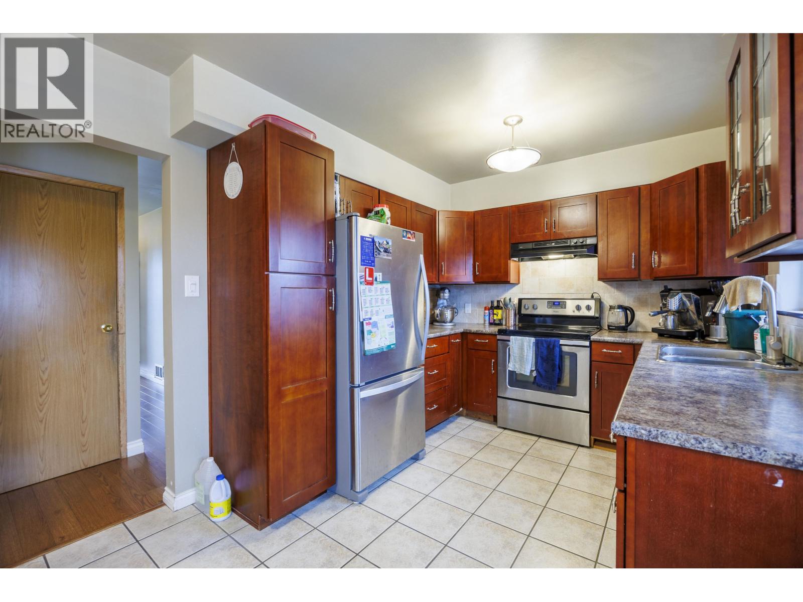 6524 Charles Street, Burnaby, British Columbia  V5B 2H1 - Photo 6 - R3086447