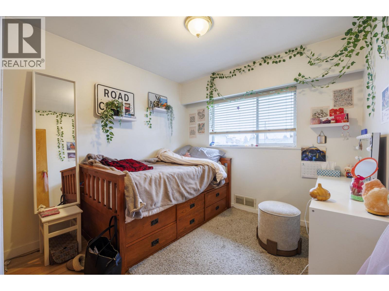 6524 Charles Street, Burnaby, British Columbia  V5B 2H1 - Photo 11 - R3086447