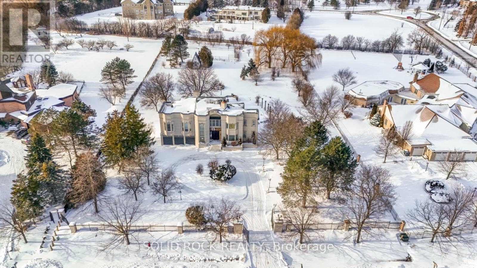 10 MERRYDALE COURT, Brampton, Ontario