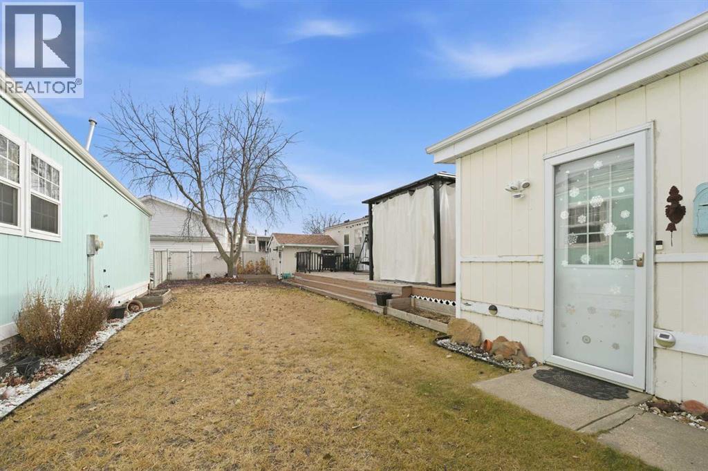 211, 37543 England Way, Rural Red Deer County, Alberta  T4S 2C3 - Photo 23 - A2276823