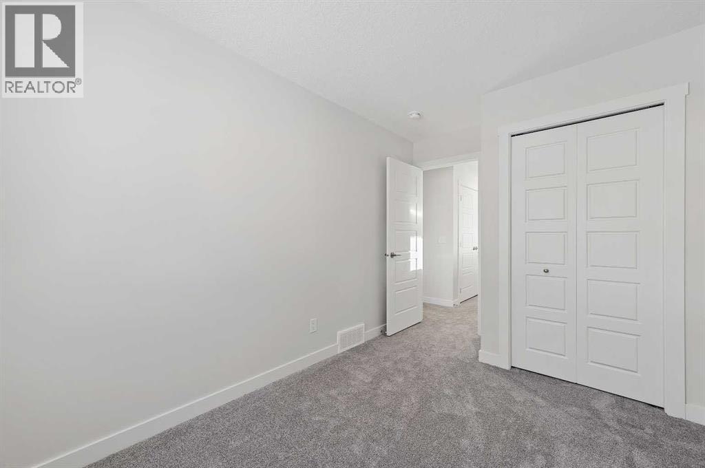 424 Fireside Drive, Cochrane, Alberta  T4C 3E1 - Photo 27 - A2275874