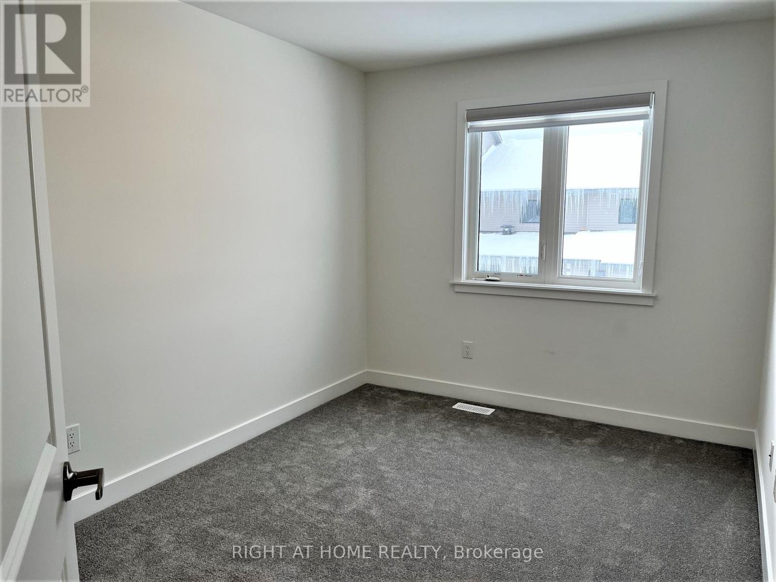 2061 Allegrini Terrace, Ottawa, Ontario  K2S 2S1 - Photo 22 - X12756084