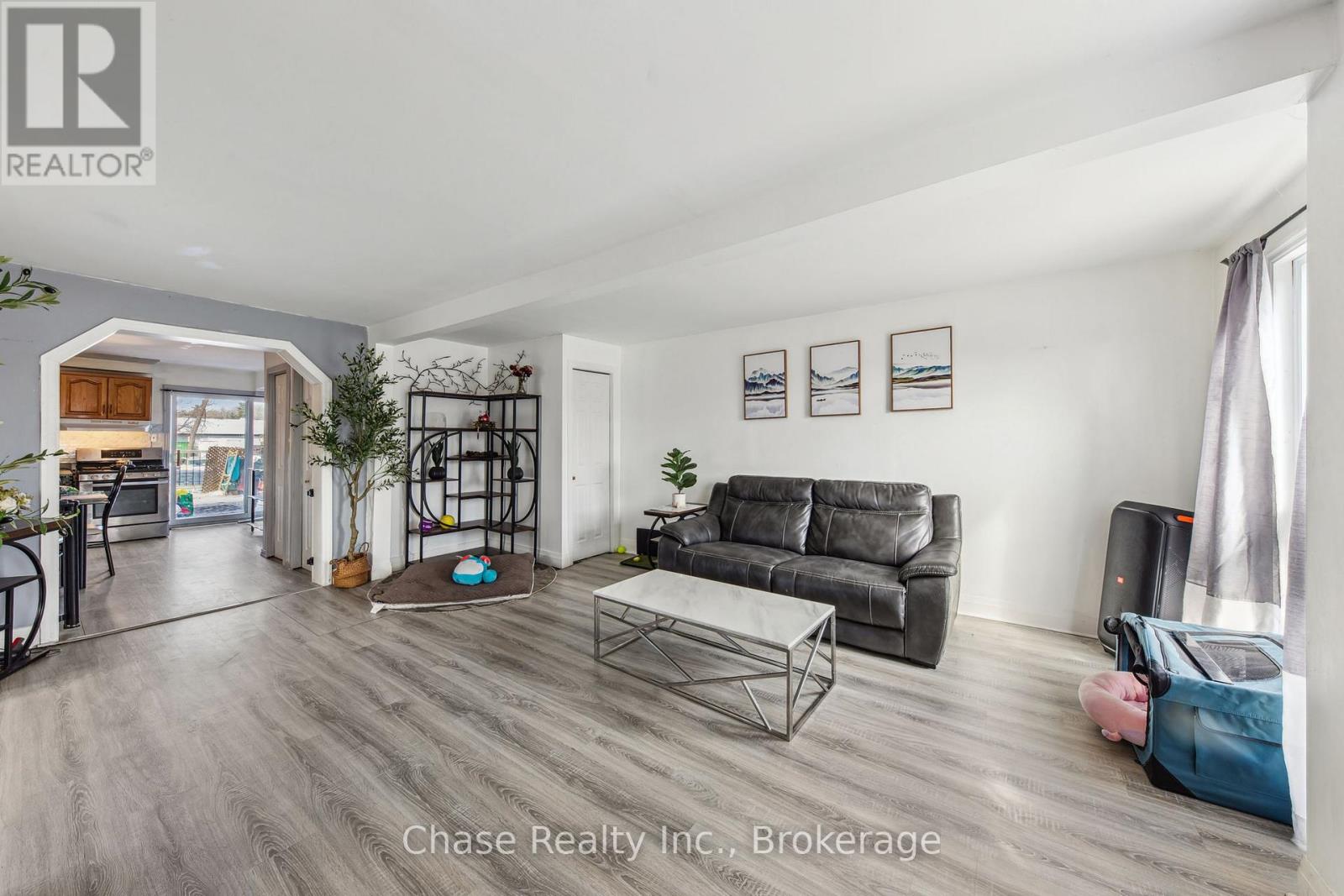 16 Fifth Street W, Midland, Ontario  L4R 3V2 - Photo 2 - S12756074