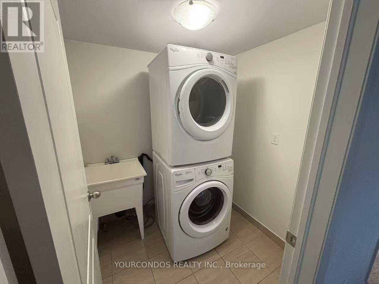 38 Filly Path, Oshawa, Ontario  L1L 0K9 - Photo 11 - E12637896