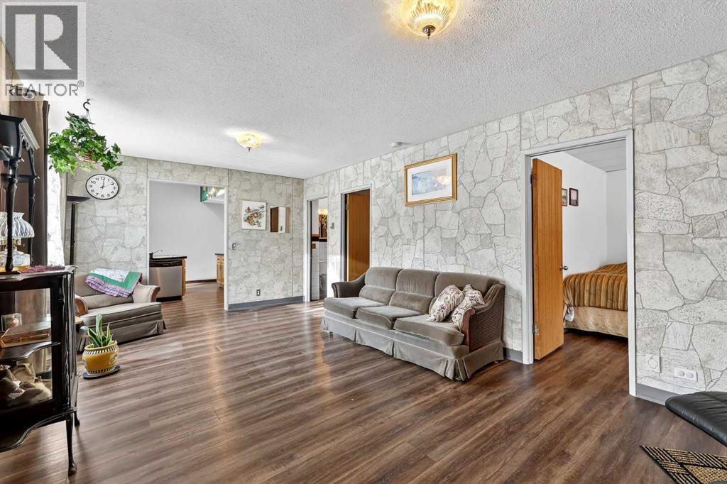 33235 Range Road 64, Rural Mountain View County, Alberta  T0M 1X0 - Photo 20 - A2278727