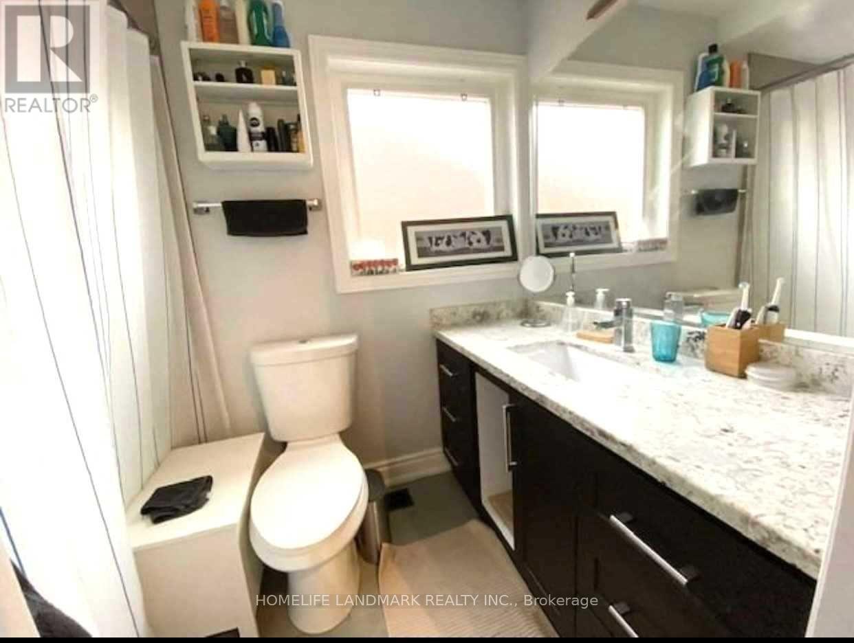 Main - 57 Glenside Avenue, Toronto, Ontario  M4L 2T6 - Photo 10 - E12756088